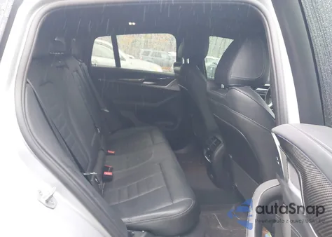 2021 BMW X4 M40I z USA, uszkodzony, nr VIN 5UX2V5C06M9E04474